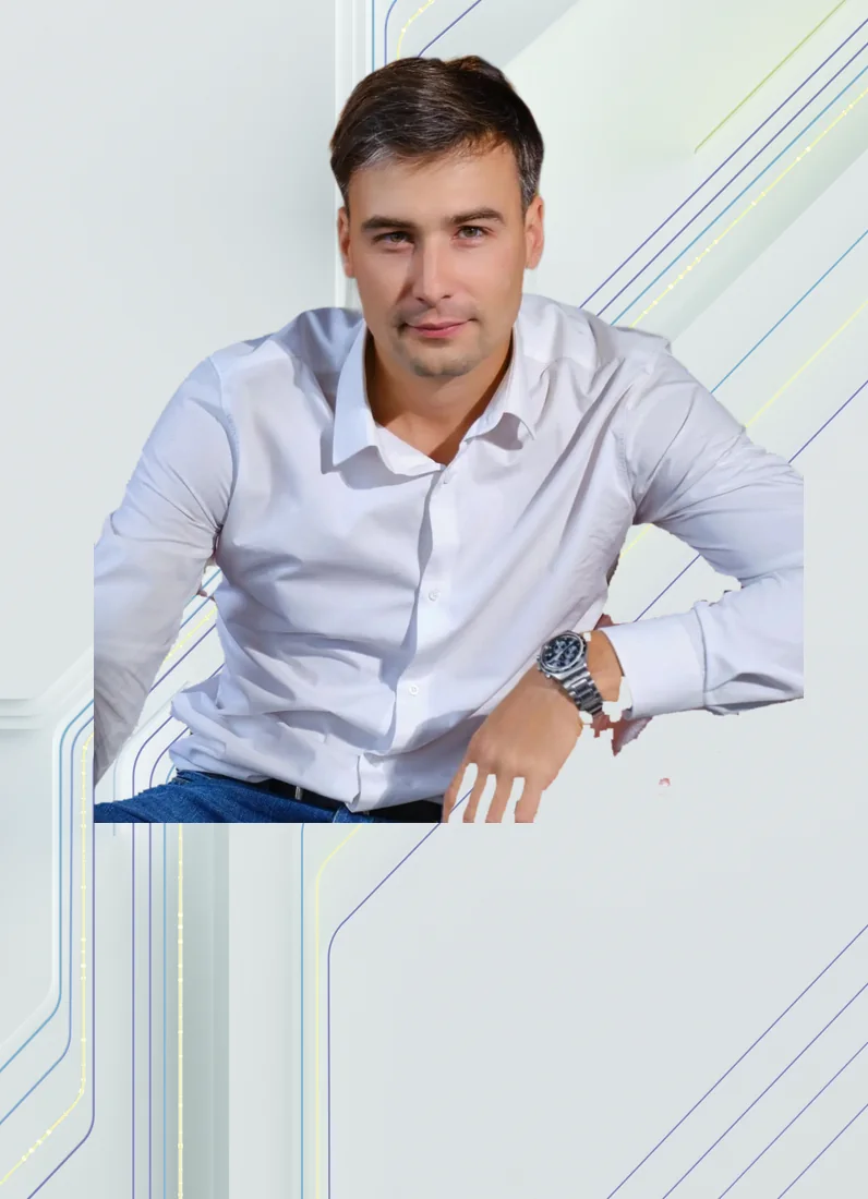 Михаил Антонов