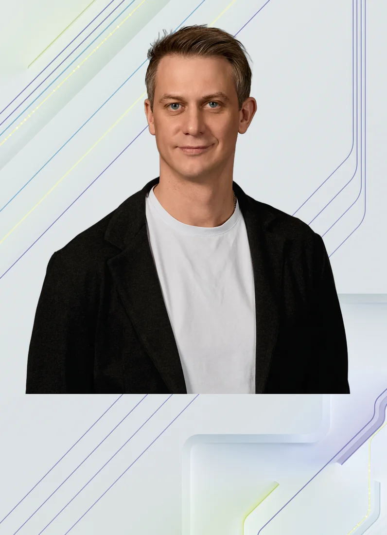 Игорь Ларин